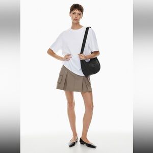Aritzia Babaton Cameo Cargo Skirt
